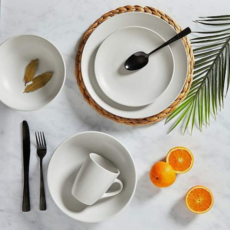 12 sets of natural tableware