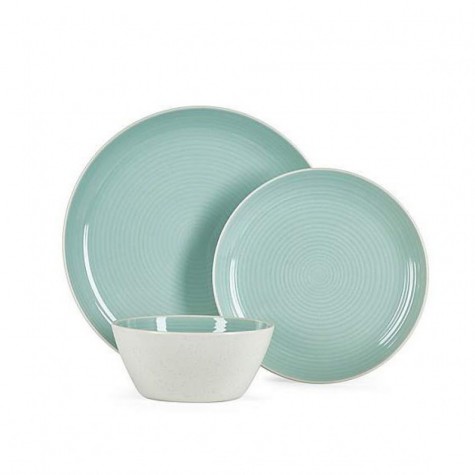 A set of 12 dinnerware with exquisite relief design for dinner